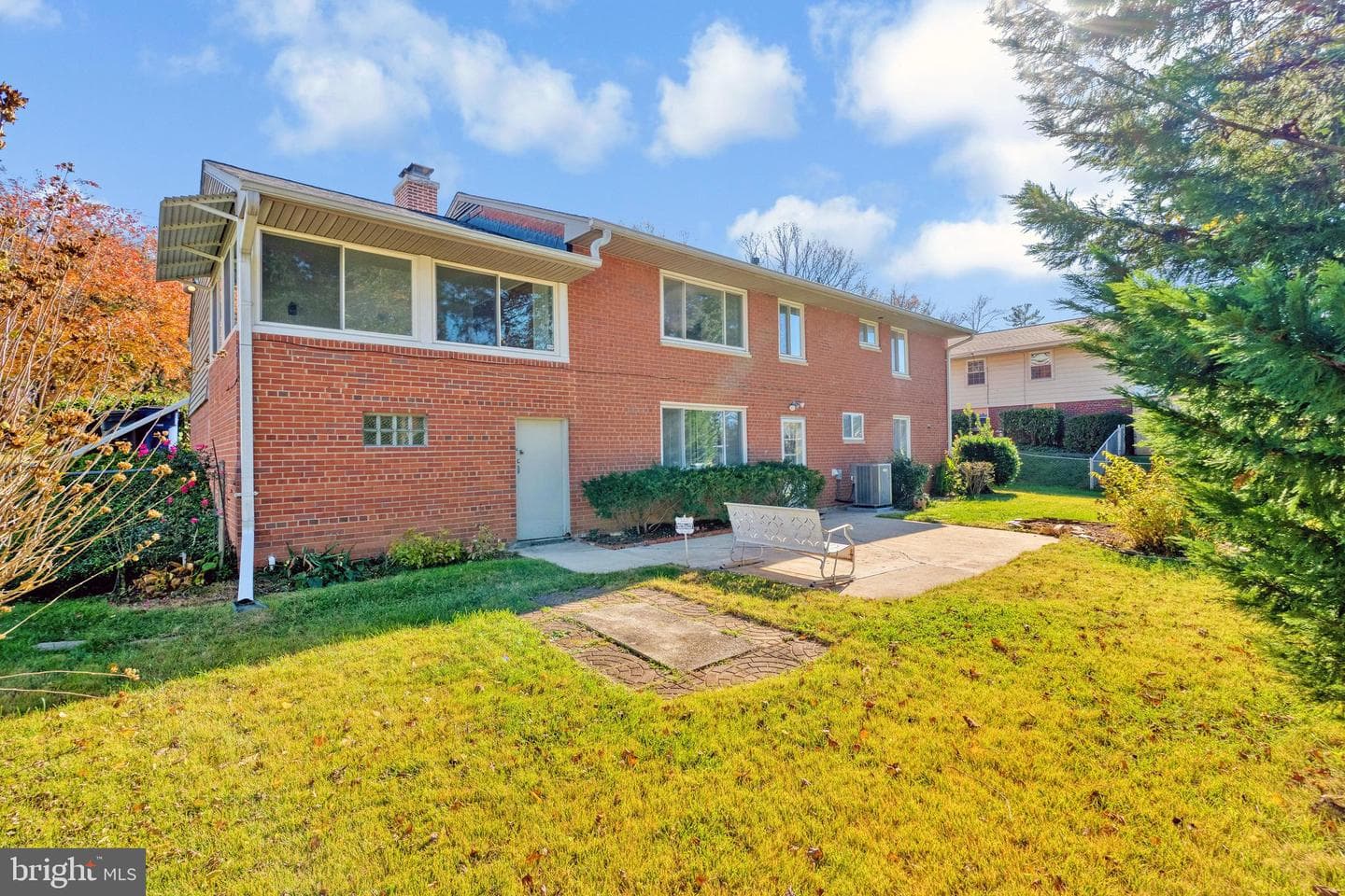 5008 Ravensworth Road photo 26