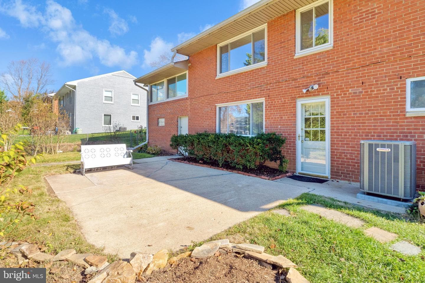 5008 Ravensworth Road photo 27