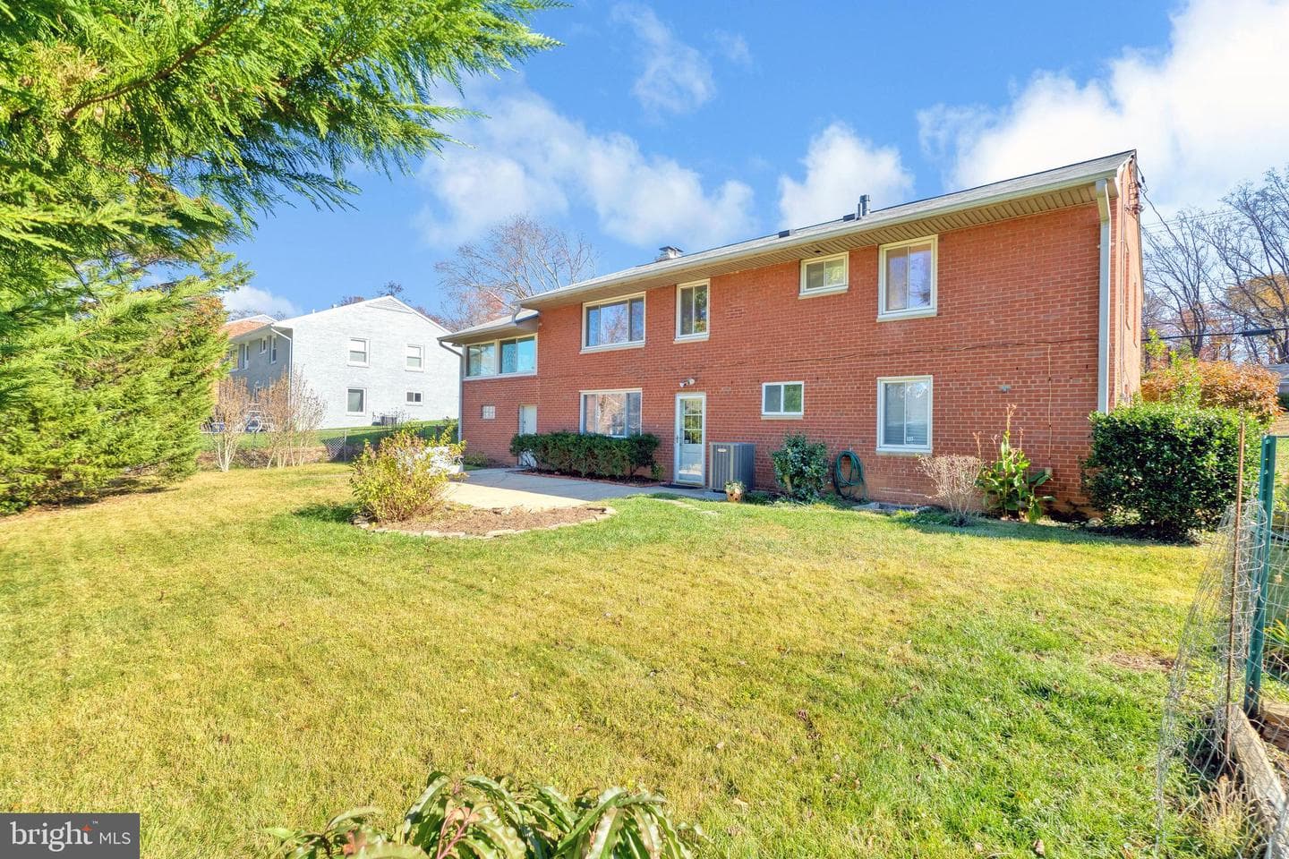 5008 Ravensworth Road photo 28