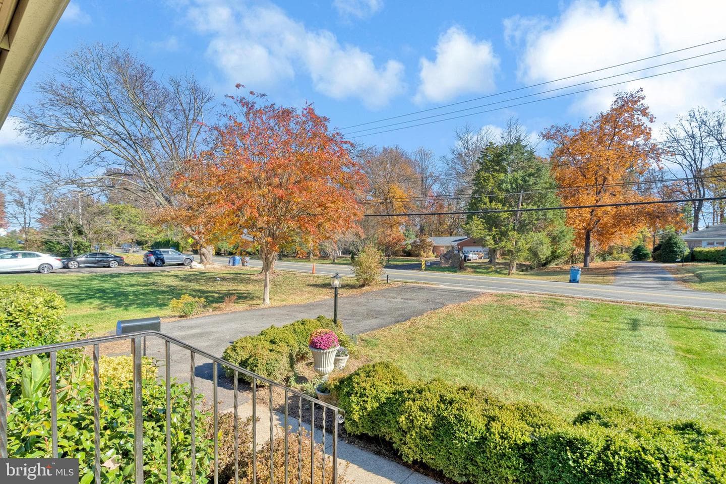 5008 Ravensworth Road photo 3