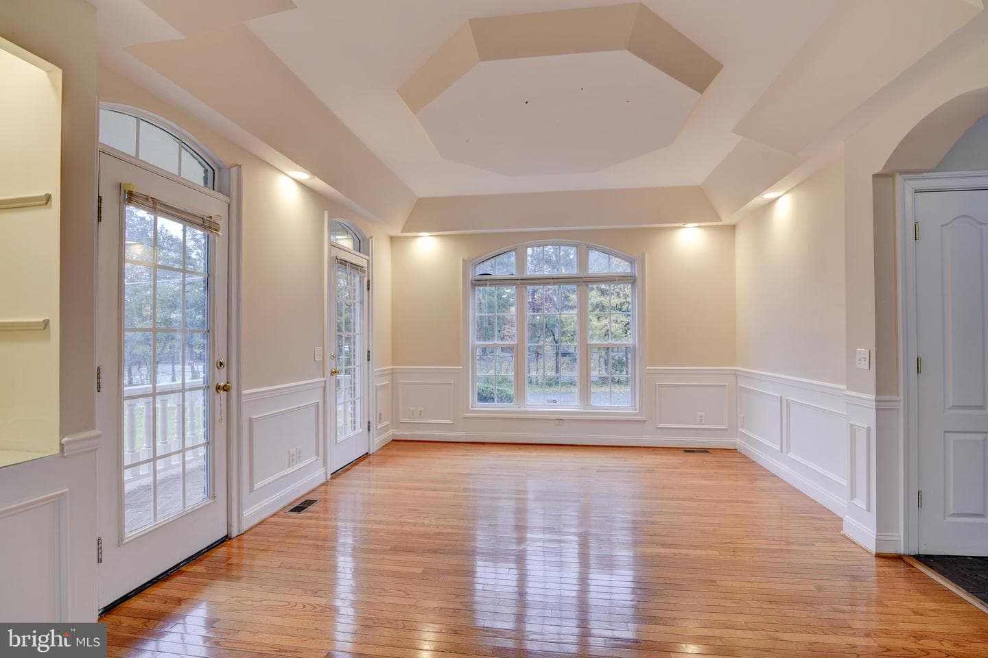 6614 Quander Road photo 18