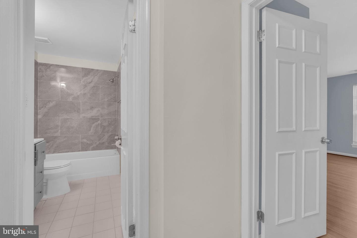 10206 Ashbrooke Court #13 photo 12