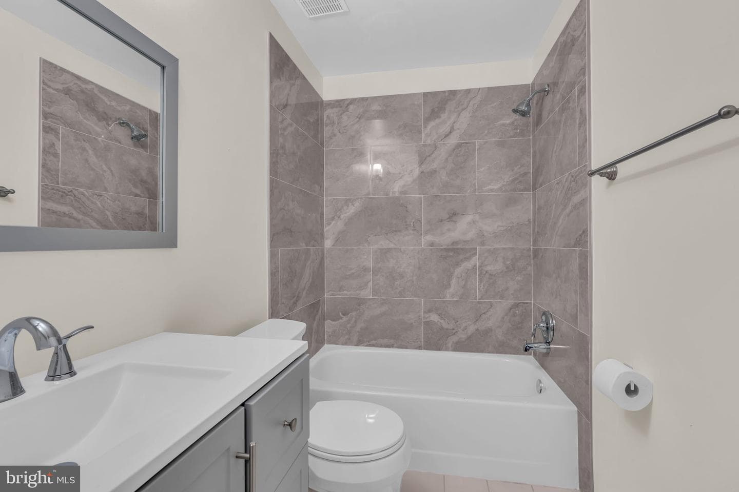 10206 Ashbrooke Court #13 photo 15