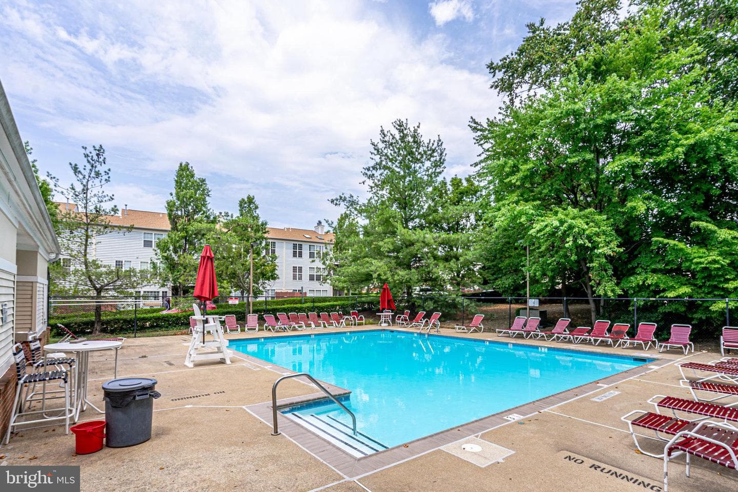 8210 Crossbrook Court #202 photo 26