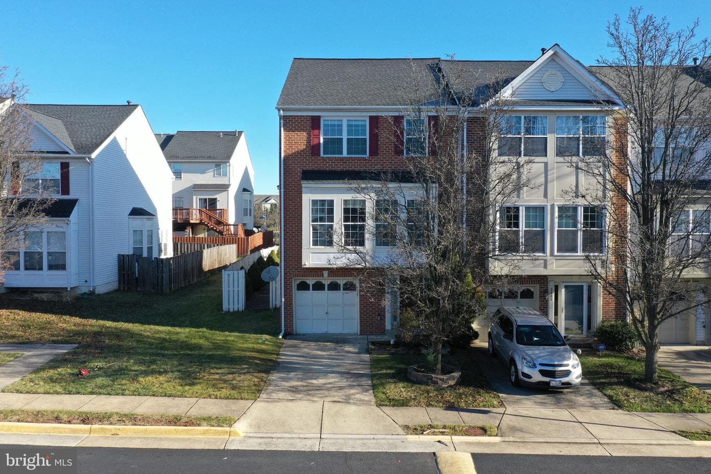 2479 Wheat Meadow Circle photo 2