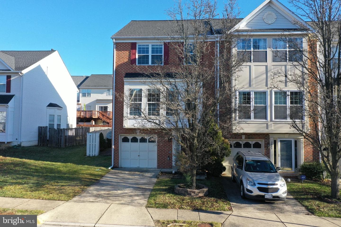 2479 Wheat Meadow Circle photo 3