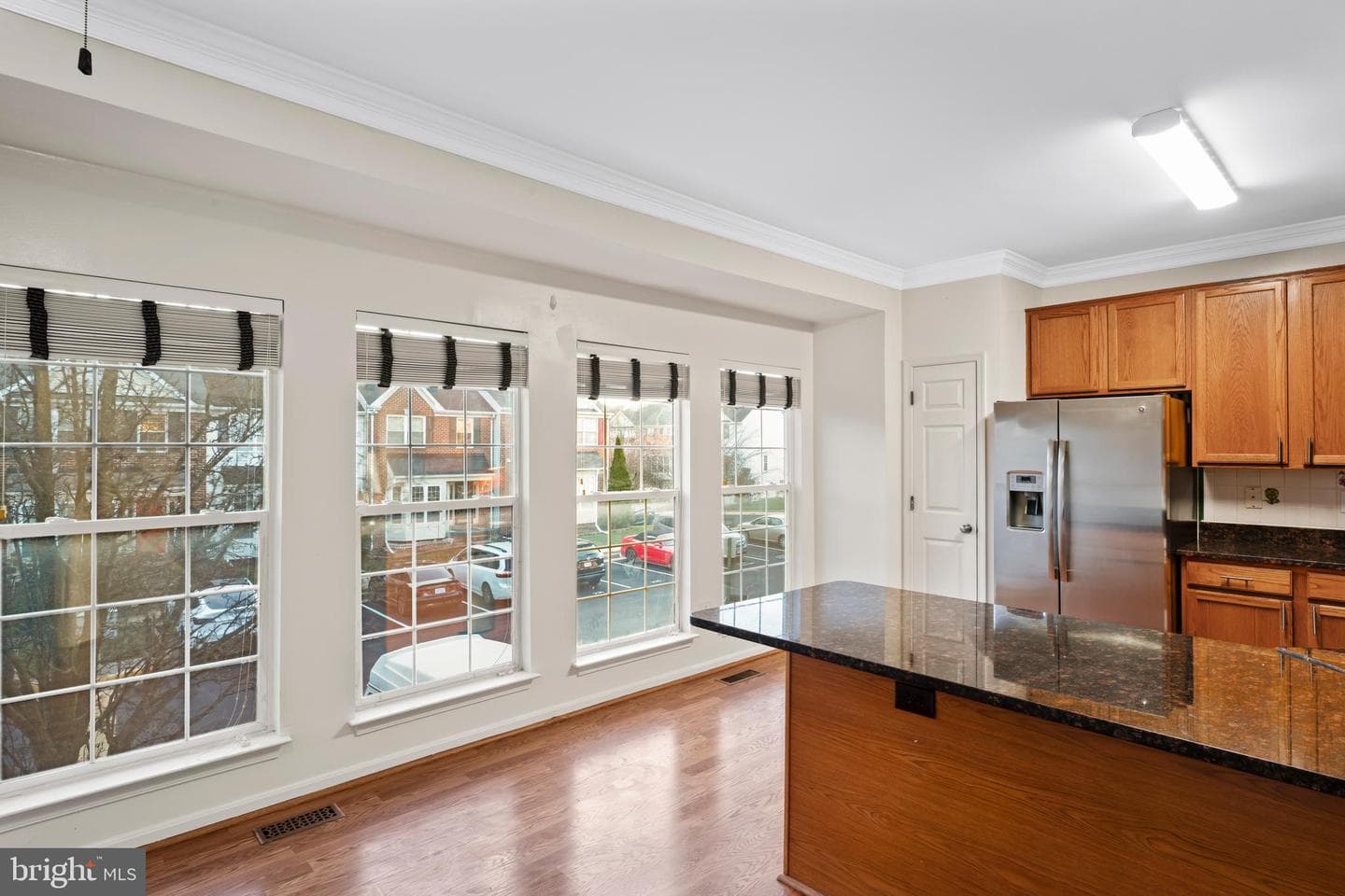 2479 Wheat Meadow Circle photo 32