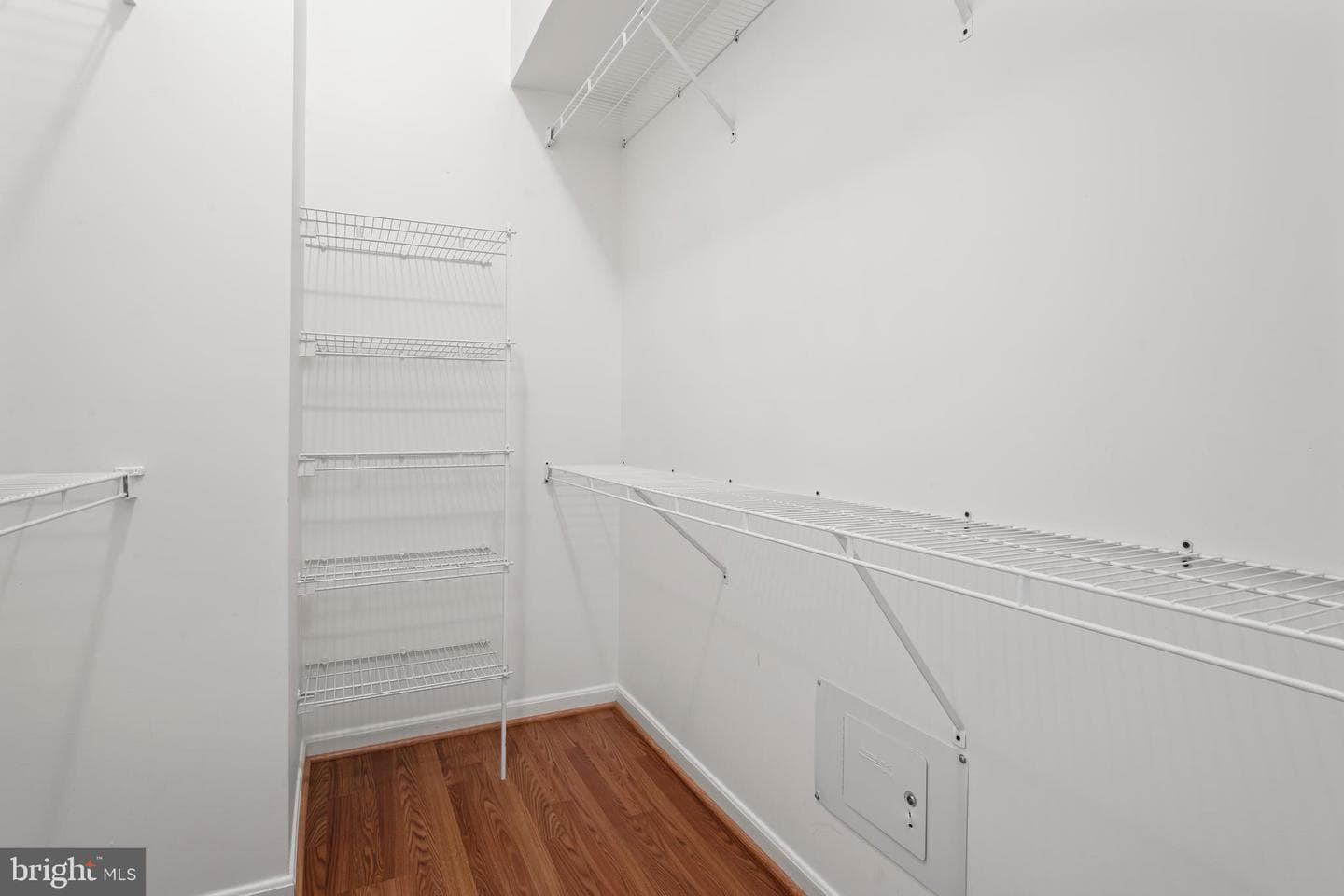 2479 Wheat Meadow Circle photo 43