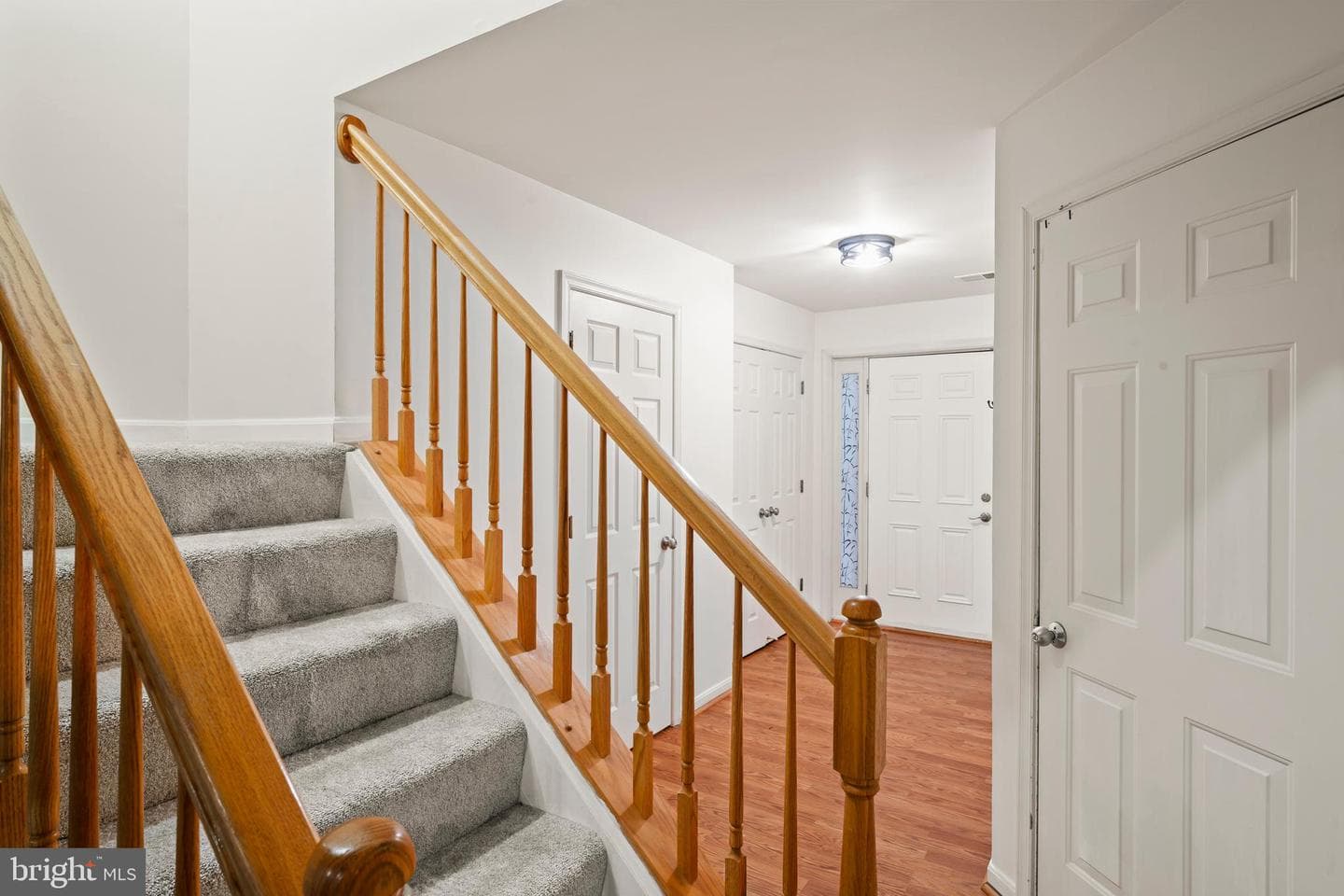 2479 Wheat Meadow Circle photo 8