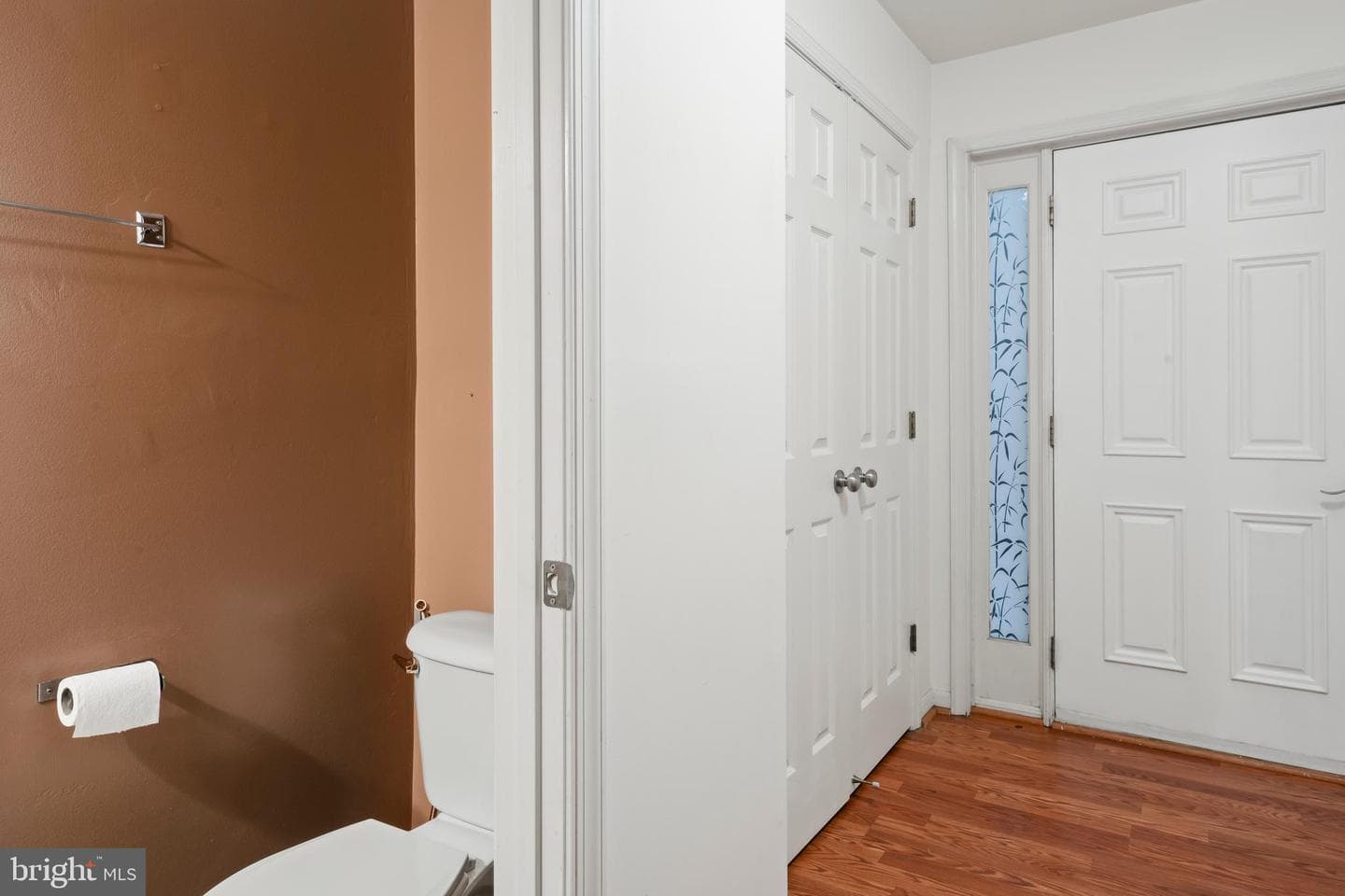 2479 Wheat Meadow Circle photo 9
