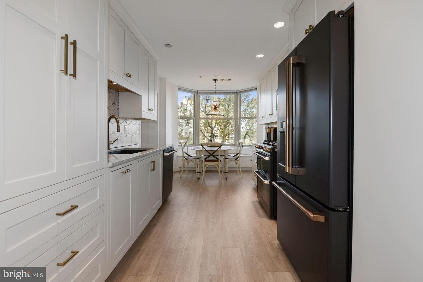11776 Stratford House Place #807 photo 1