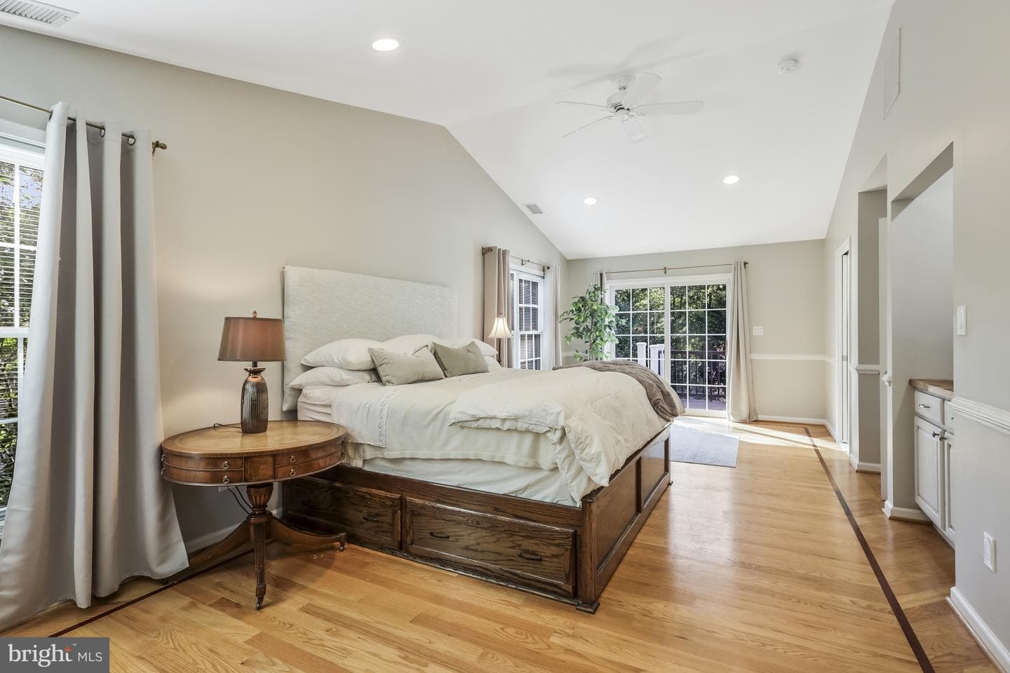3016 Strathmeade Street photo 55