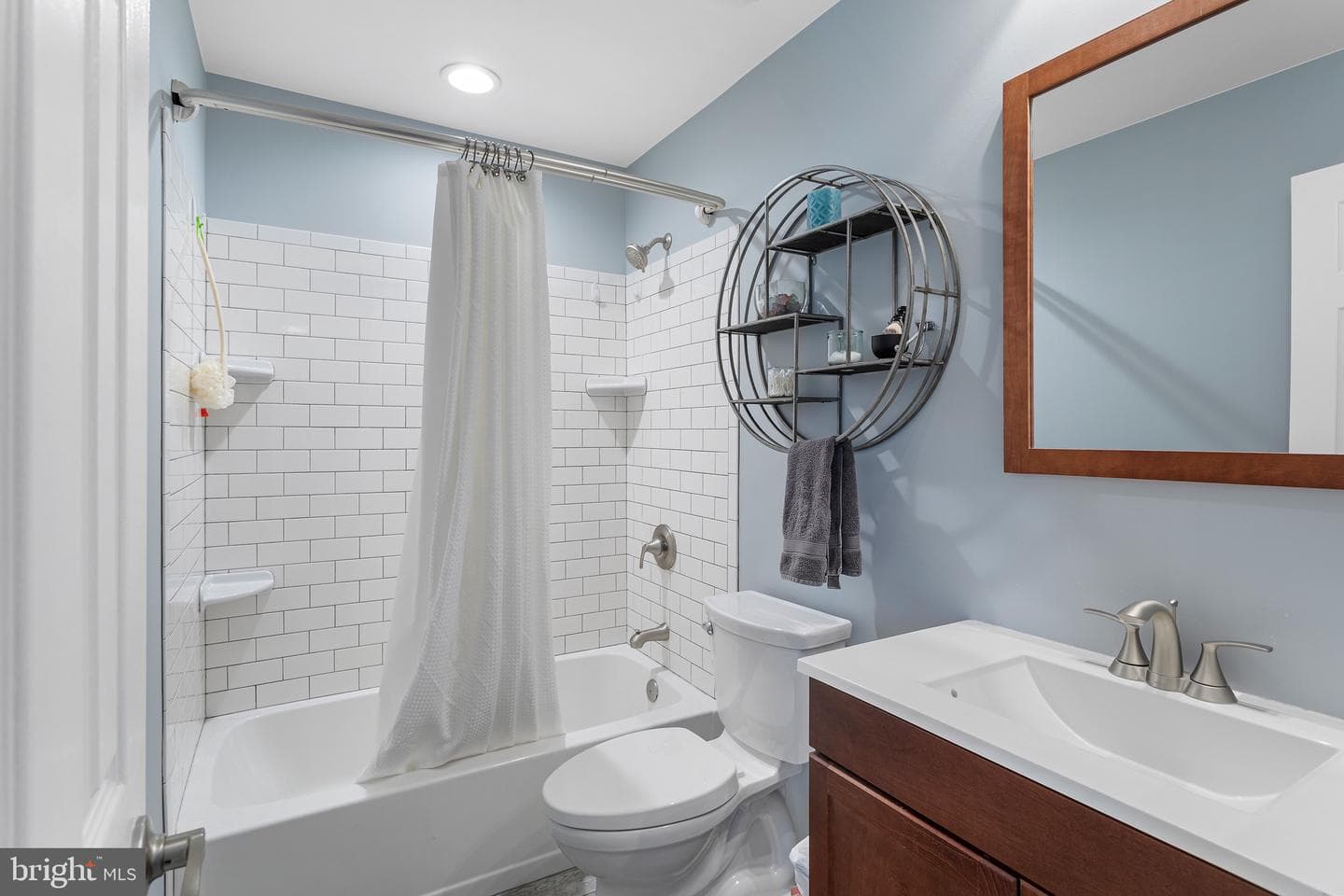 13925 Waterflow Place photo 30