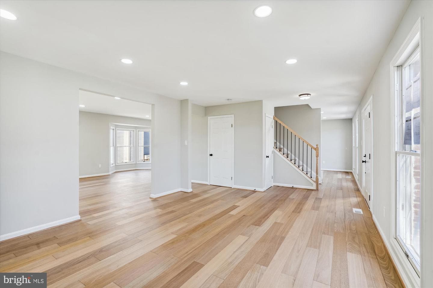 6480 Palisades photo 12