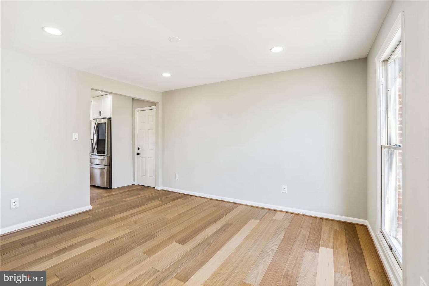 6480 Palisades photo 13