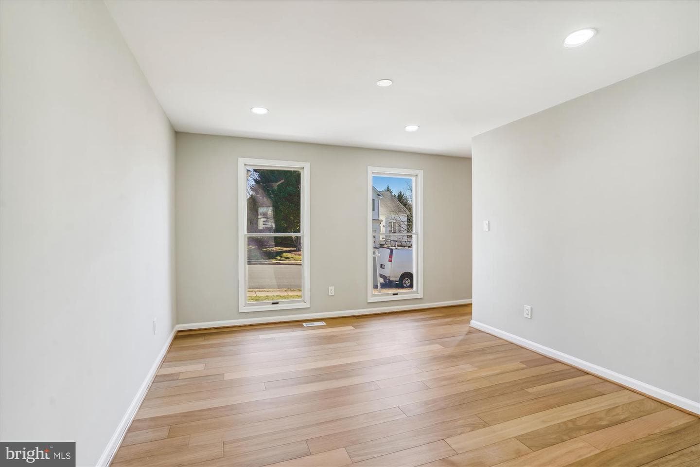 6480 Palisades photo 14