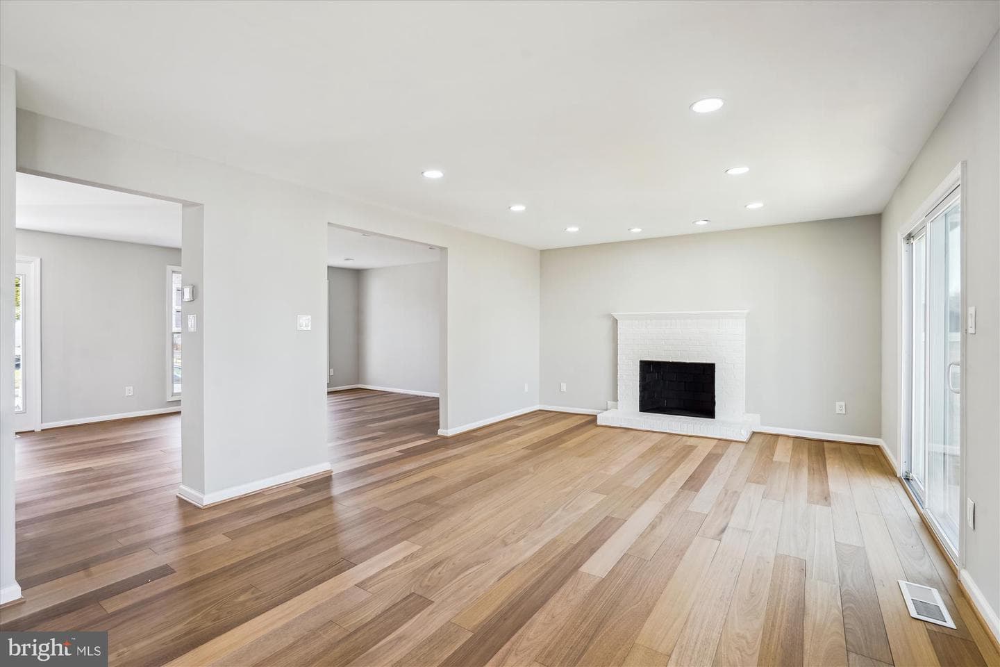6480 Palisades photo 8