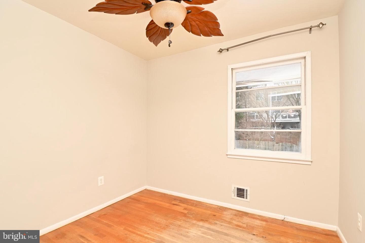 3421 Beechcraft Drive photo 12