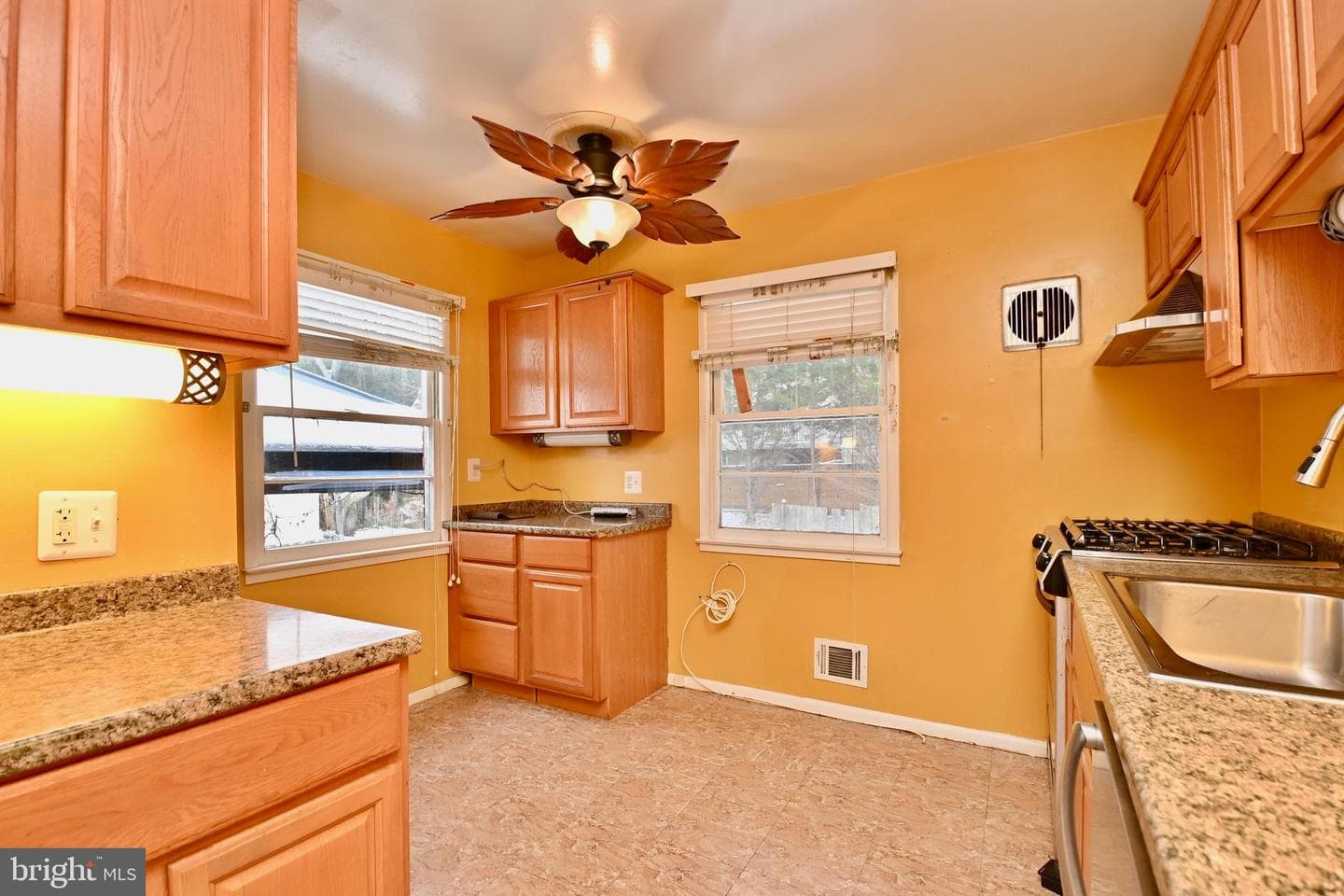 3421 Beechcraft Drive photo 19