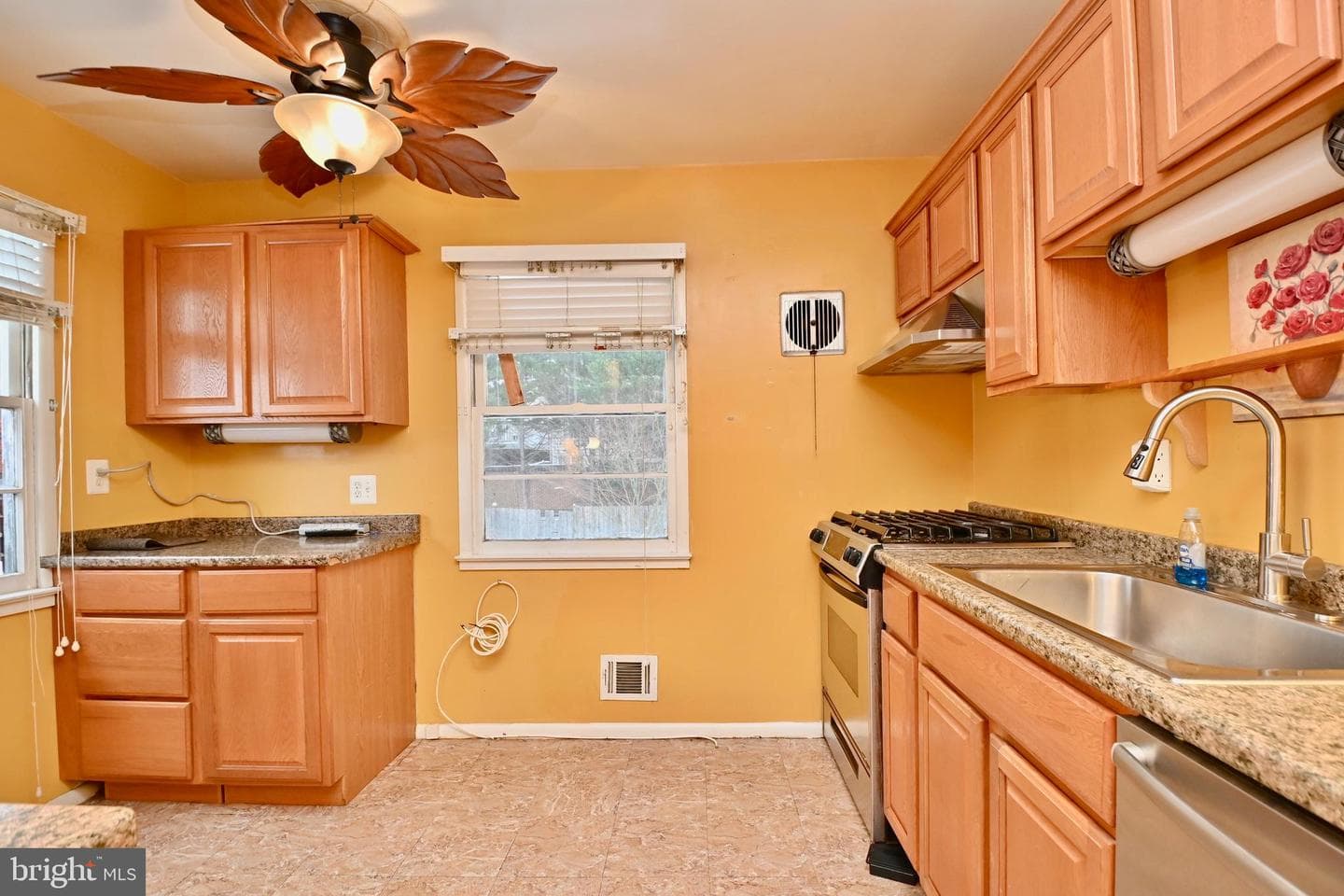 3421 Beechcraft Drive photo 20