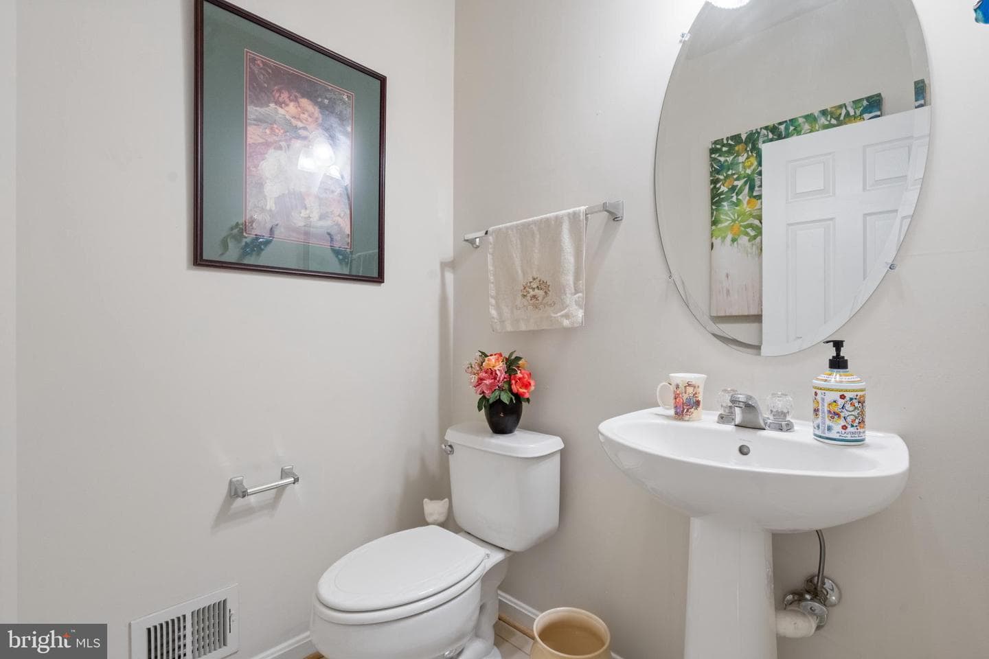3392 Beechcliff Drive photo 14
