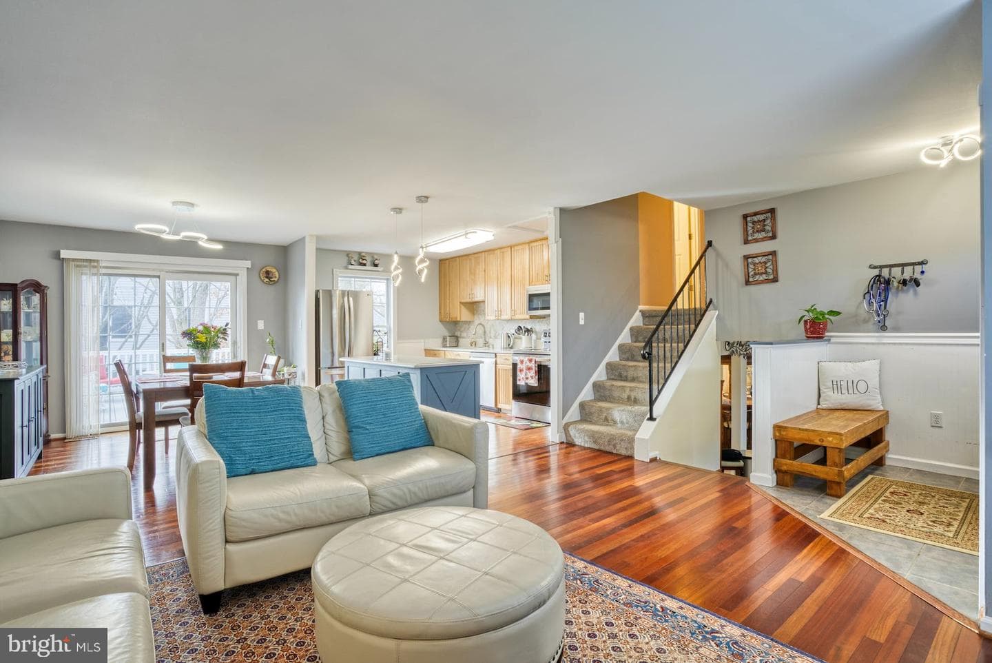 12821 Flagship Avenue photo 2