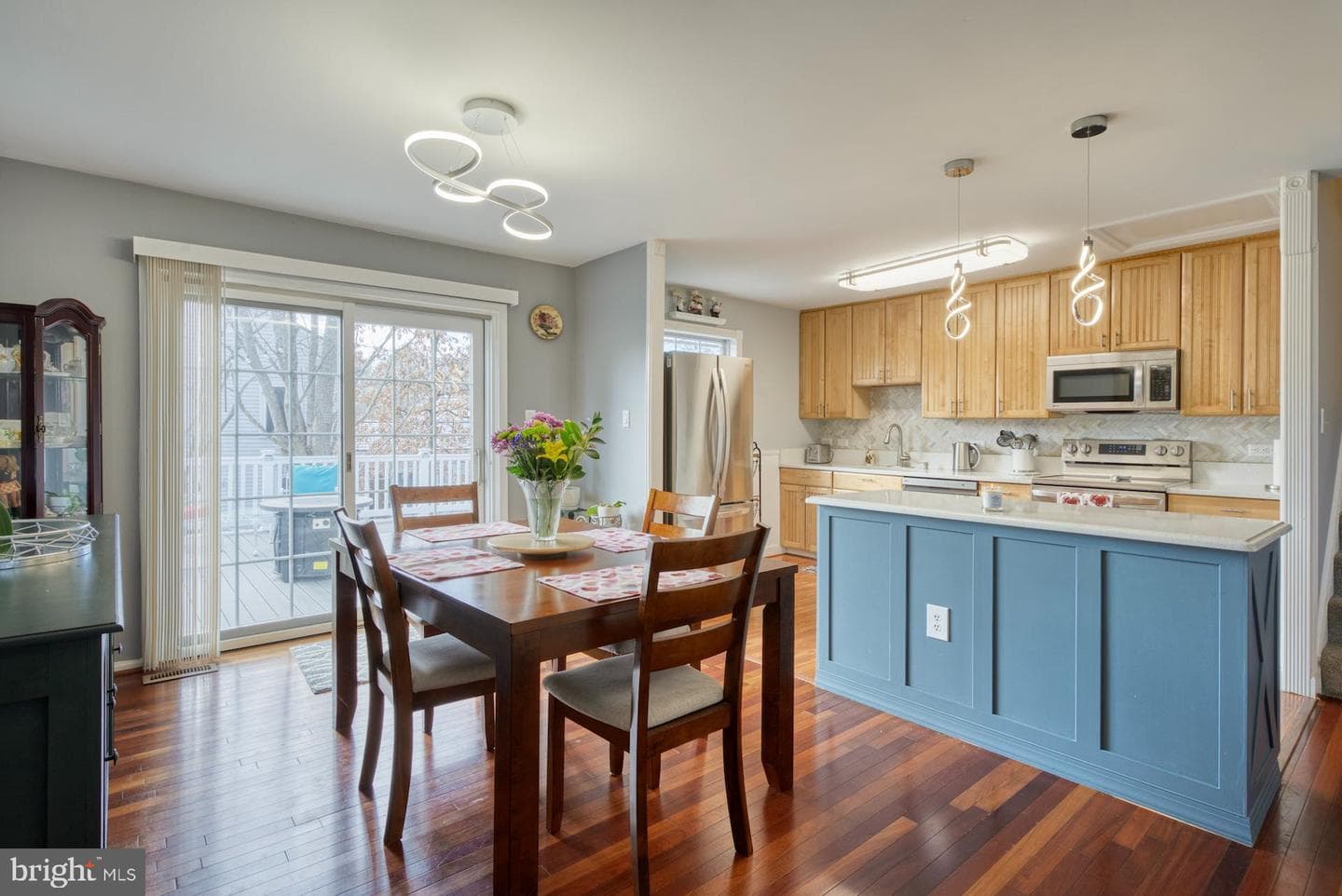12821 Flagship Avenue photo 8