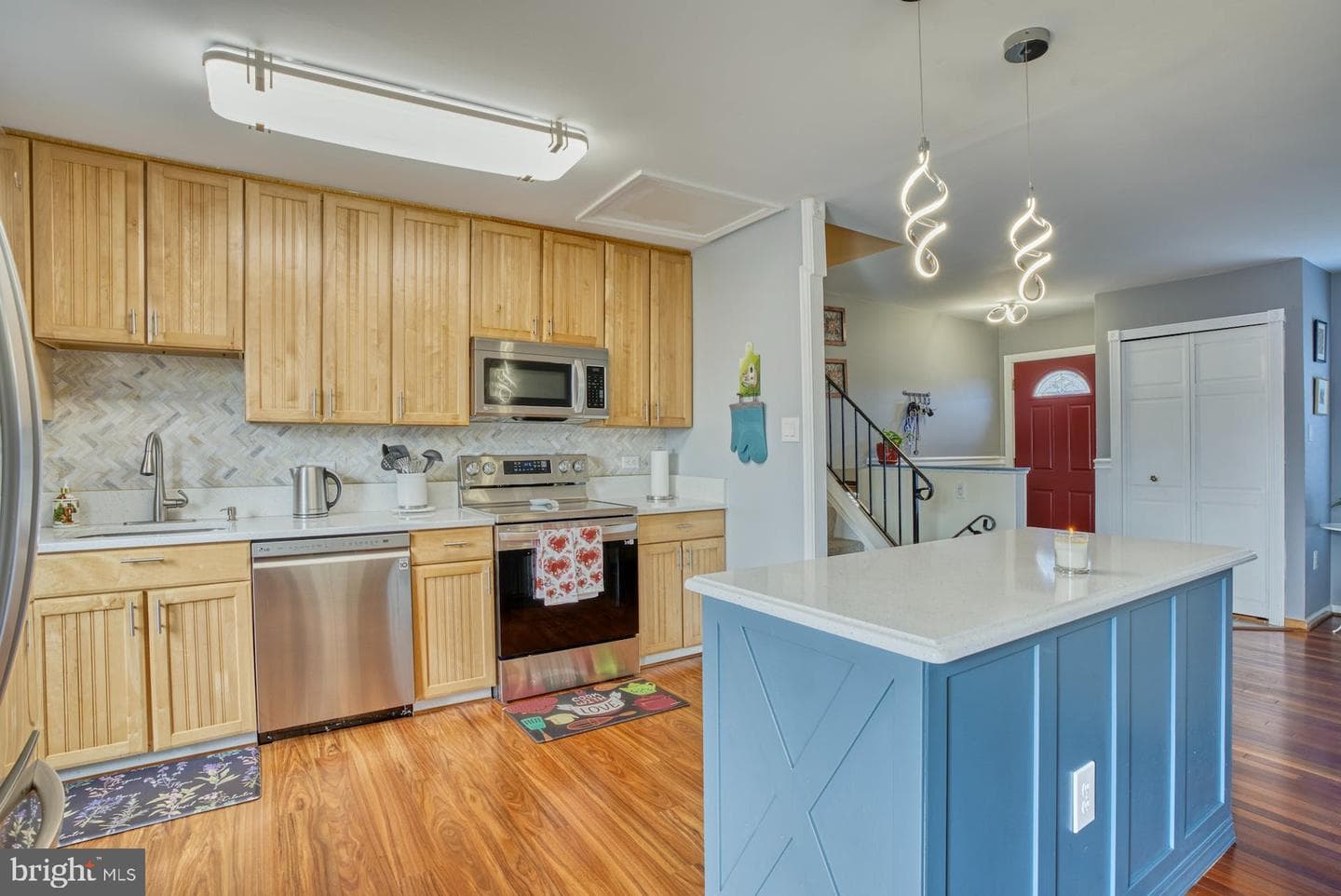 12821 Flagship Avenue photo 9
