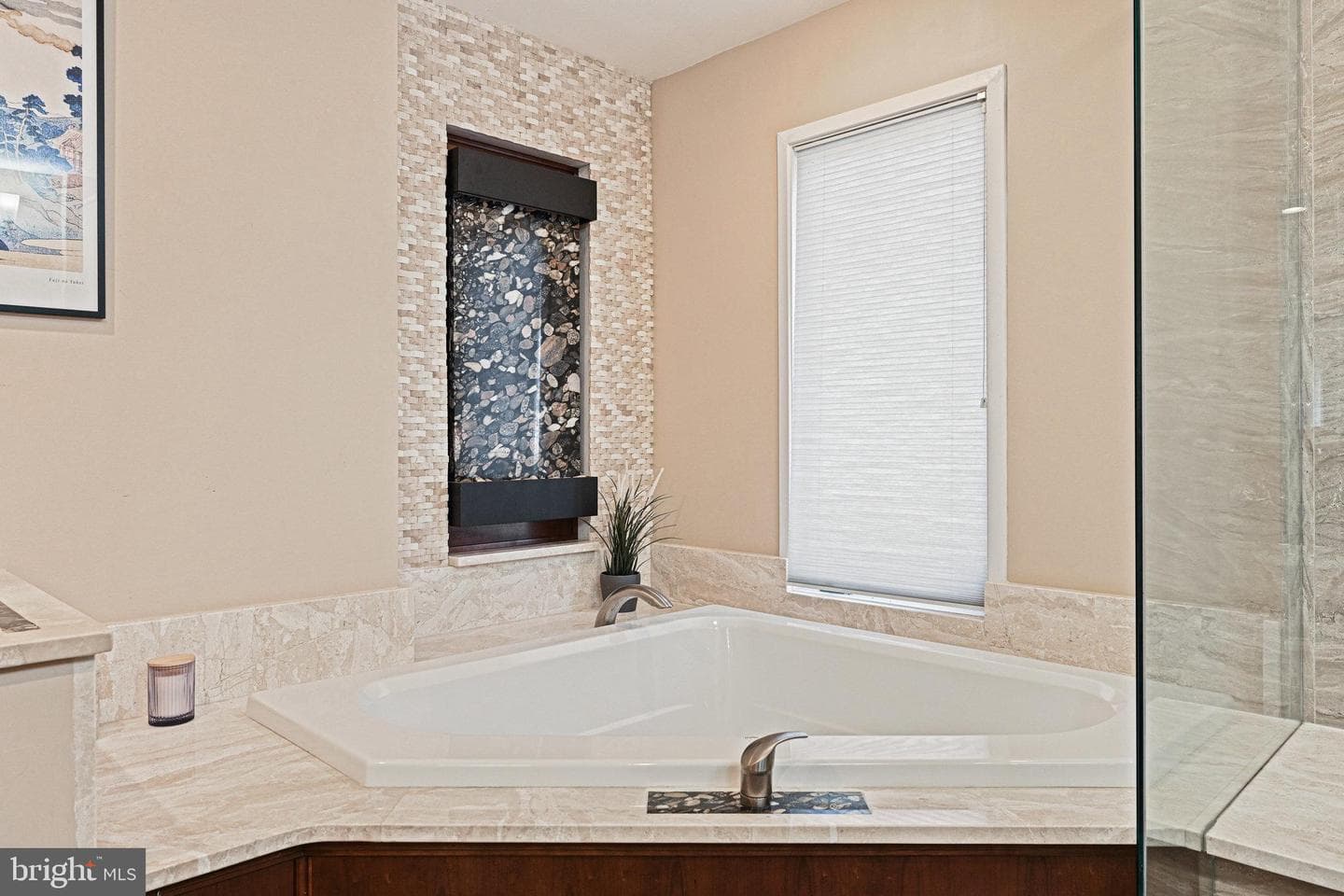 11591 Lake Newport Road photo 29