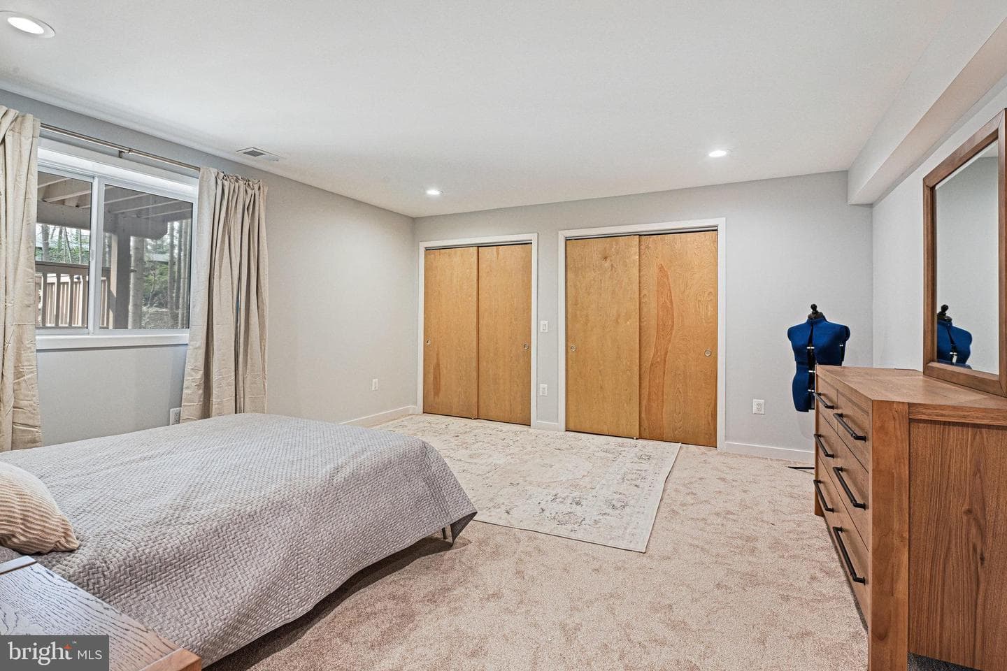 11591 Lake Newport Road photo 57