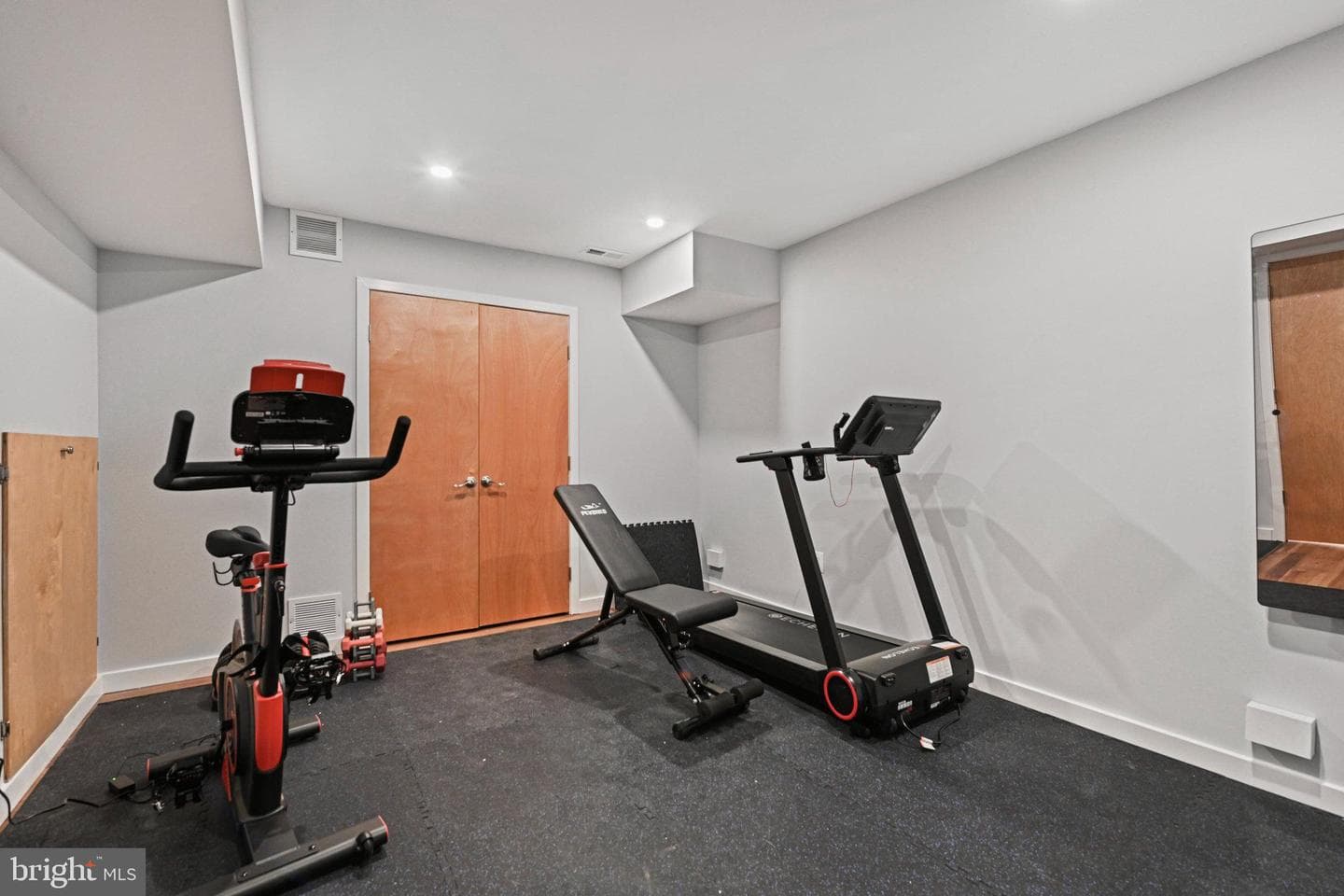11591 Lake Newport Road photo 61