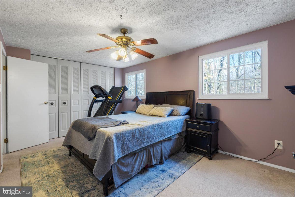 1581 Stowe Court photo 21