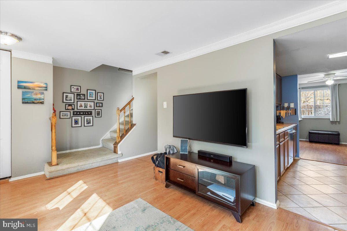 1581 Stowe Court photo 8