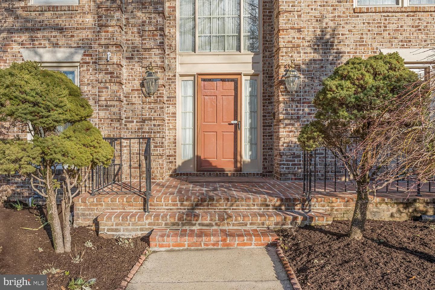 3907 Sandalwood Court photo 5