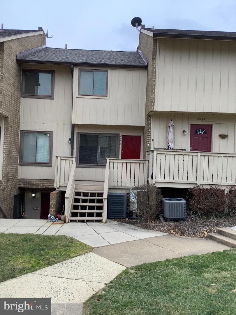 2454 Glengyle Drive #223 photo 10