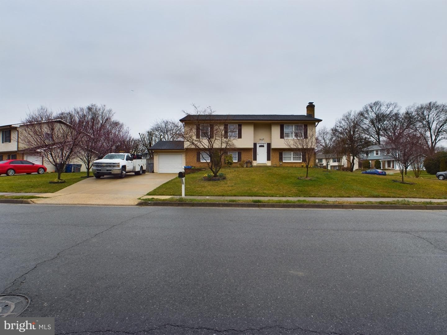 6419 Kings Landing Road photo 5