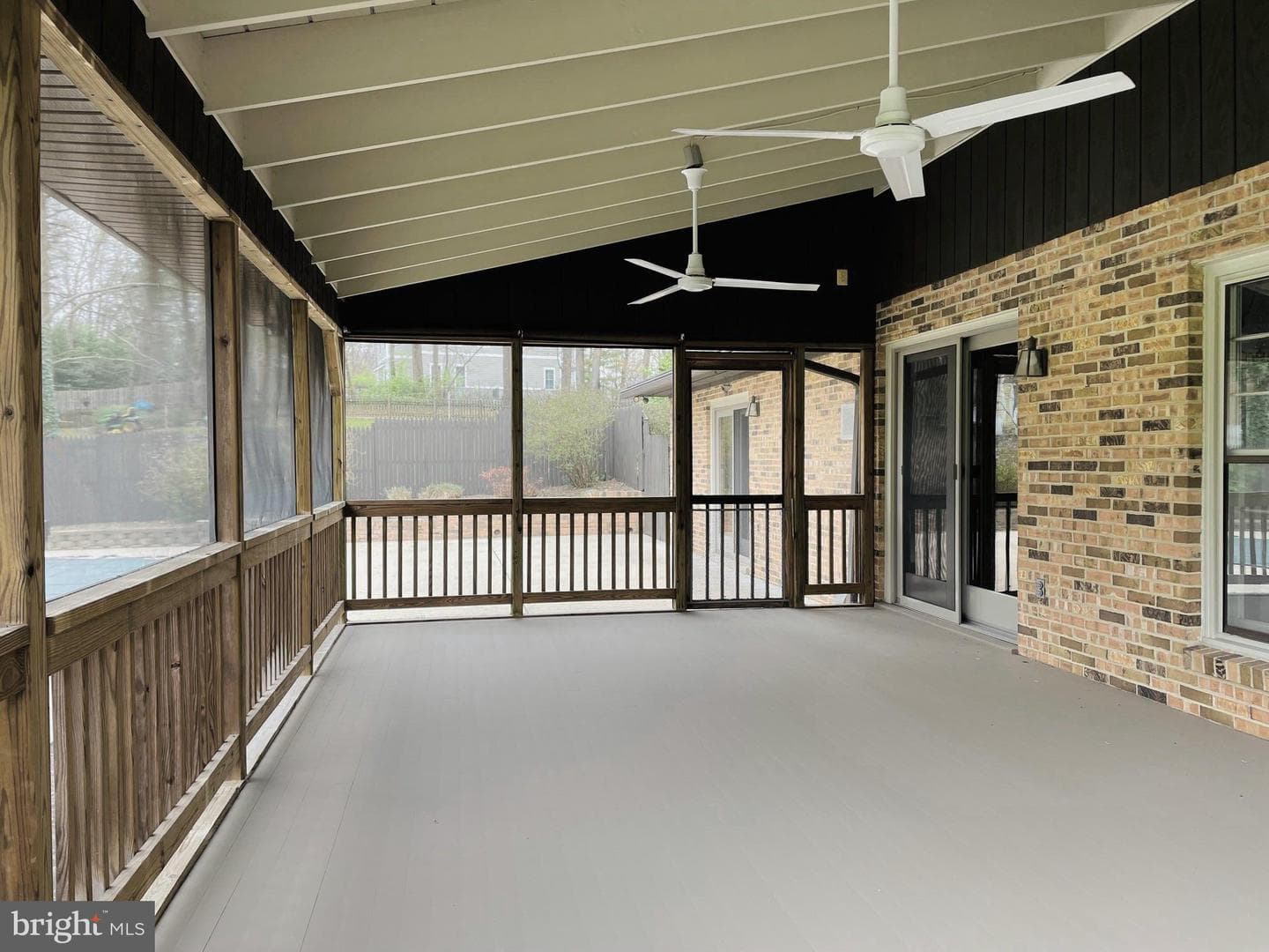 10407 Samaga Drive photo 14