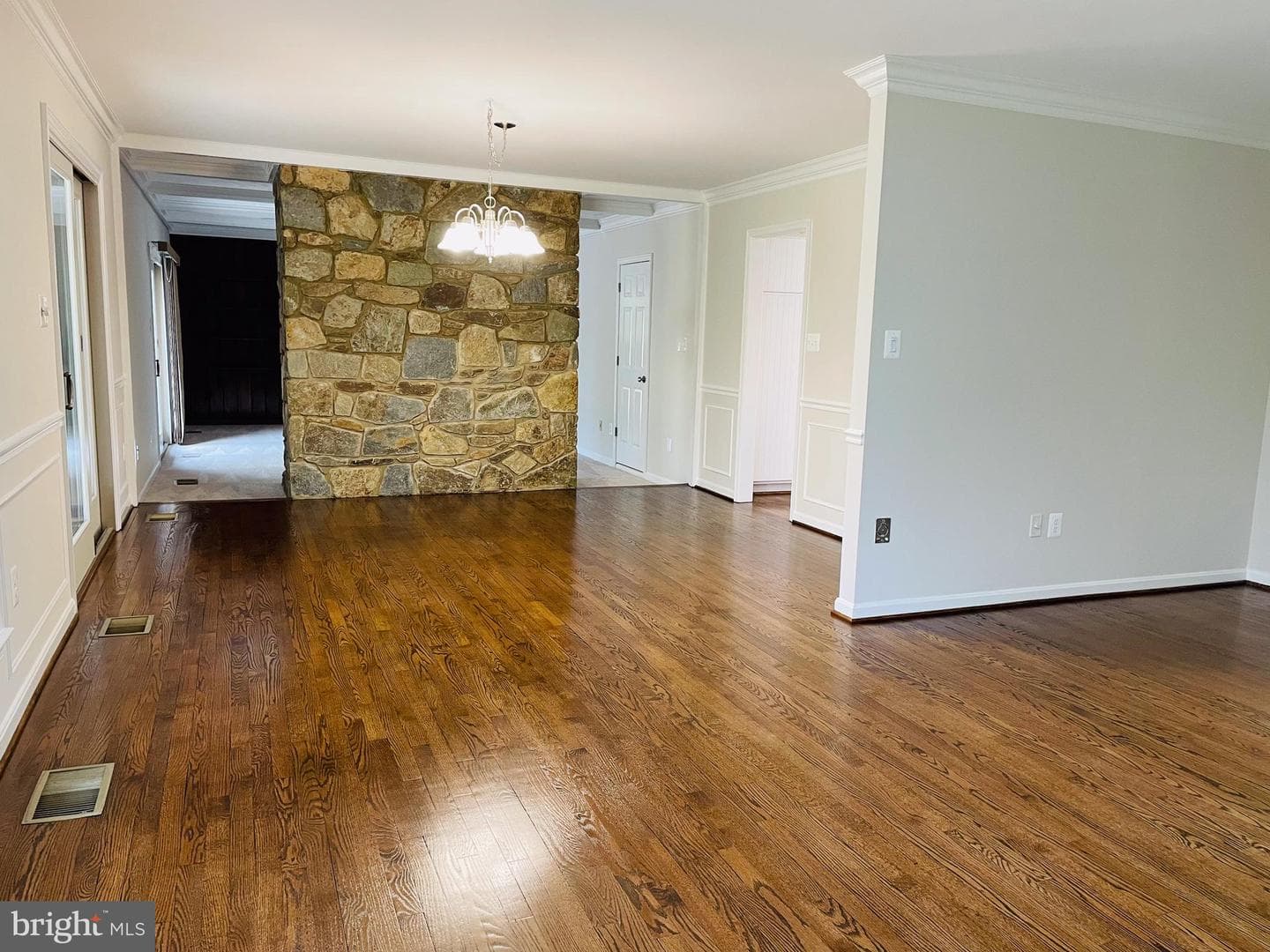 10407 Samaga Drive photo 20