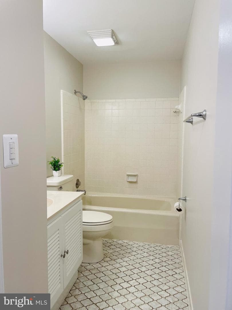 10407 Samaga Drive photo 44