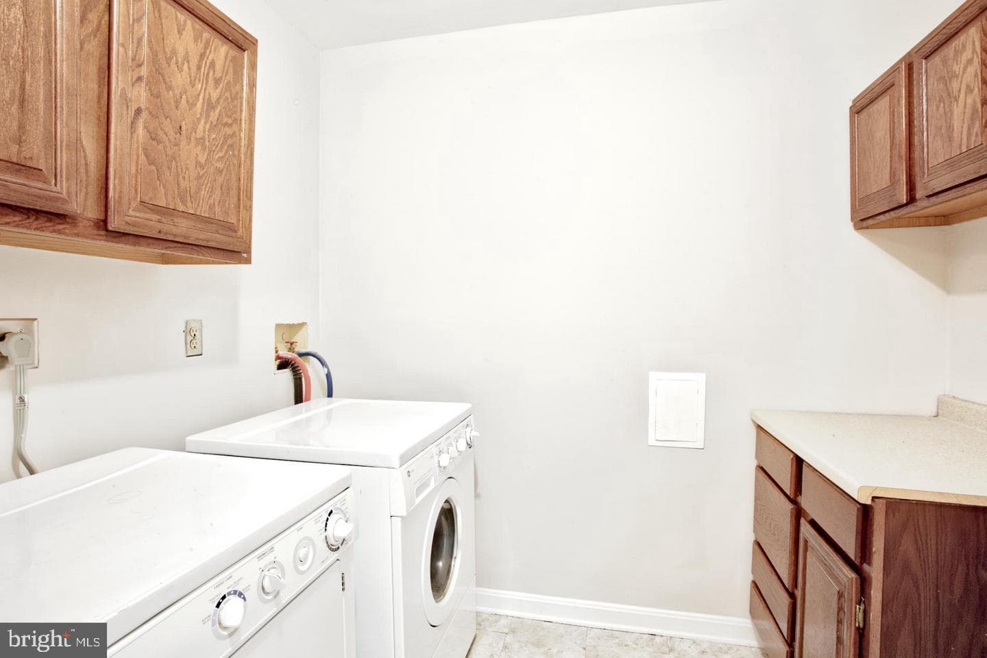 10198 Oakton Terrace Road photo 14