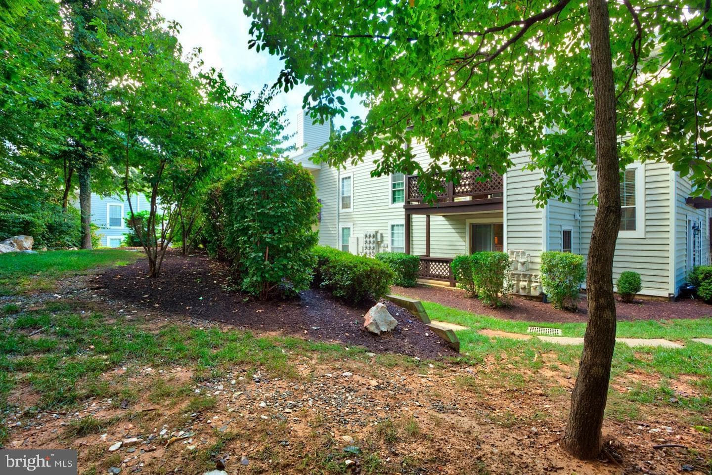 10198 Oakton Terrace Road photo 3