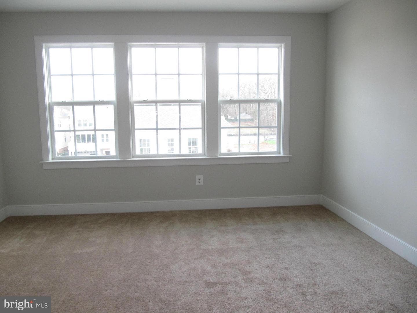 4364 High Oak Lane photo 7