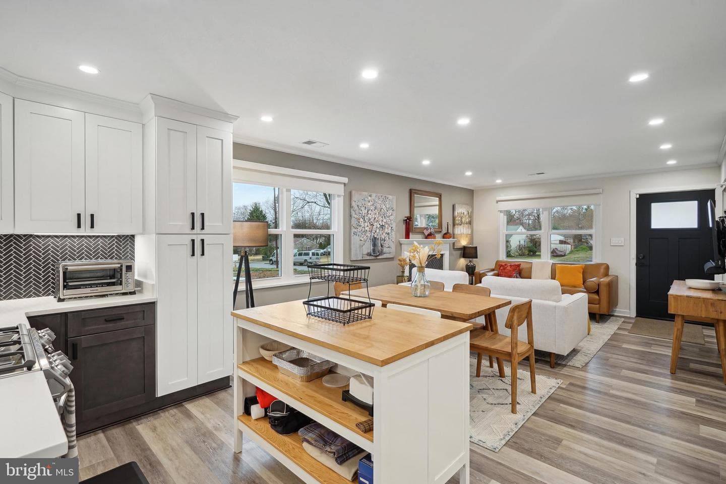 4915 Erie Street photo 24