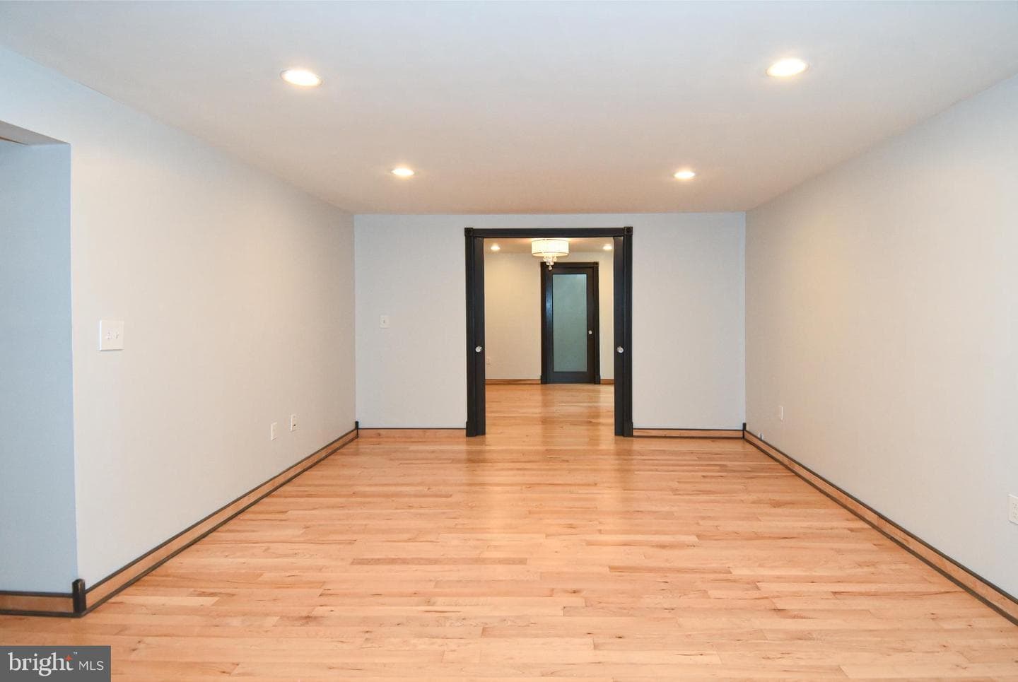 5232 Cherokee Avenue photo 32