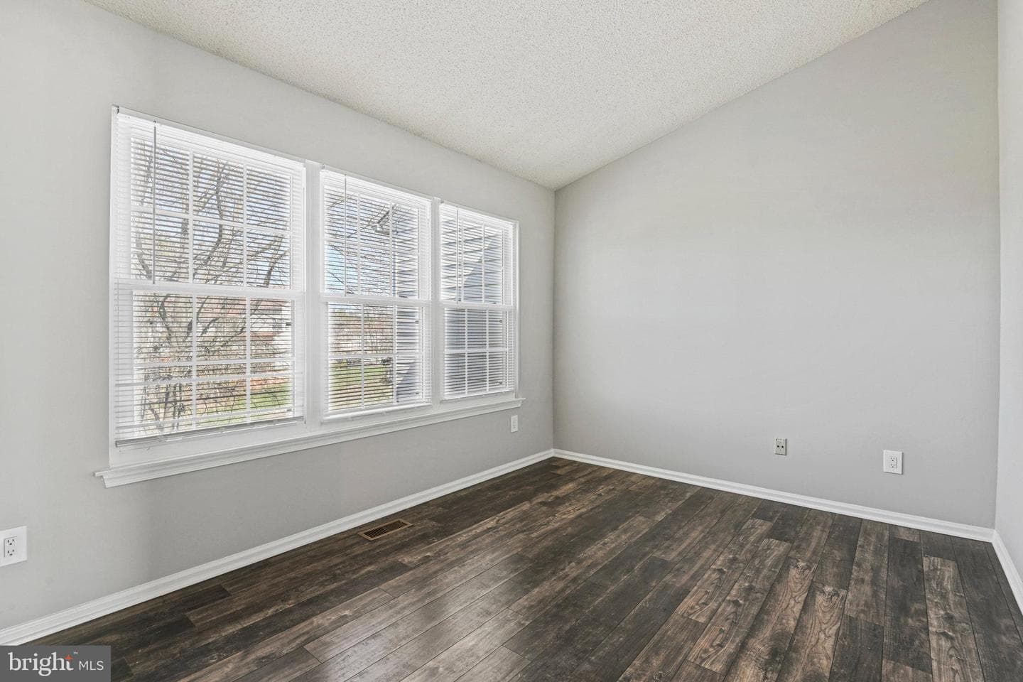 14768 Green Park Way photo 23