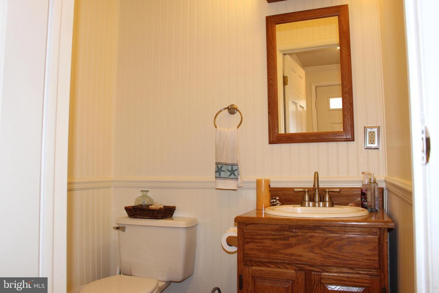 6827 Heatherway Court photo 22