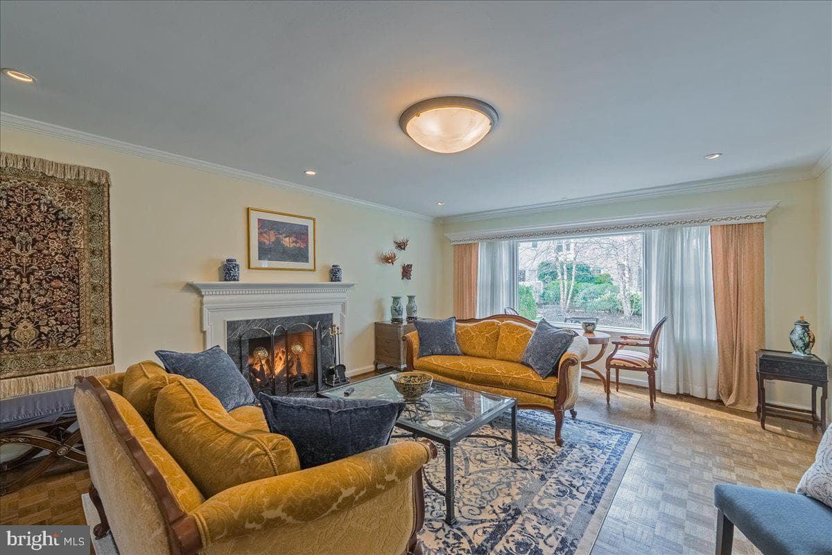 7408 Gatewood Court photo 4