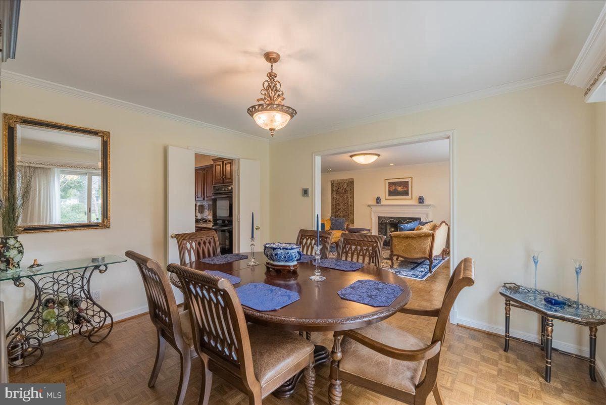 7408 Gatewood Court photo 6