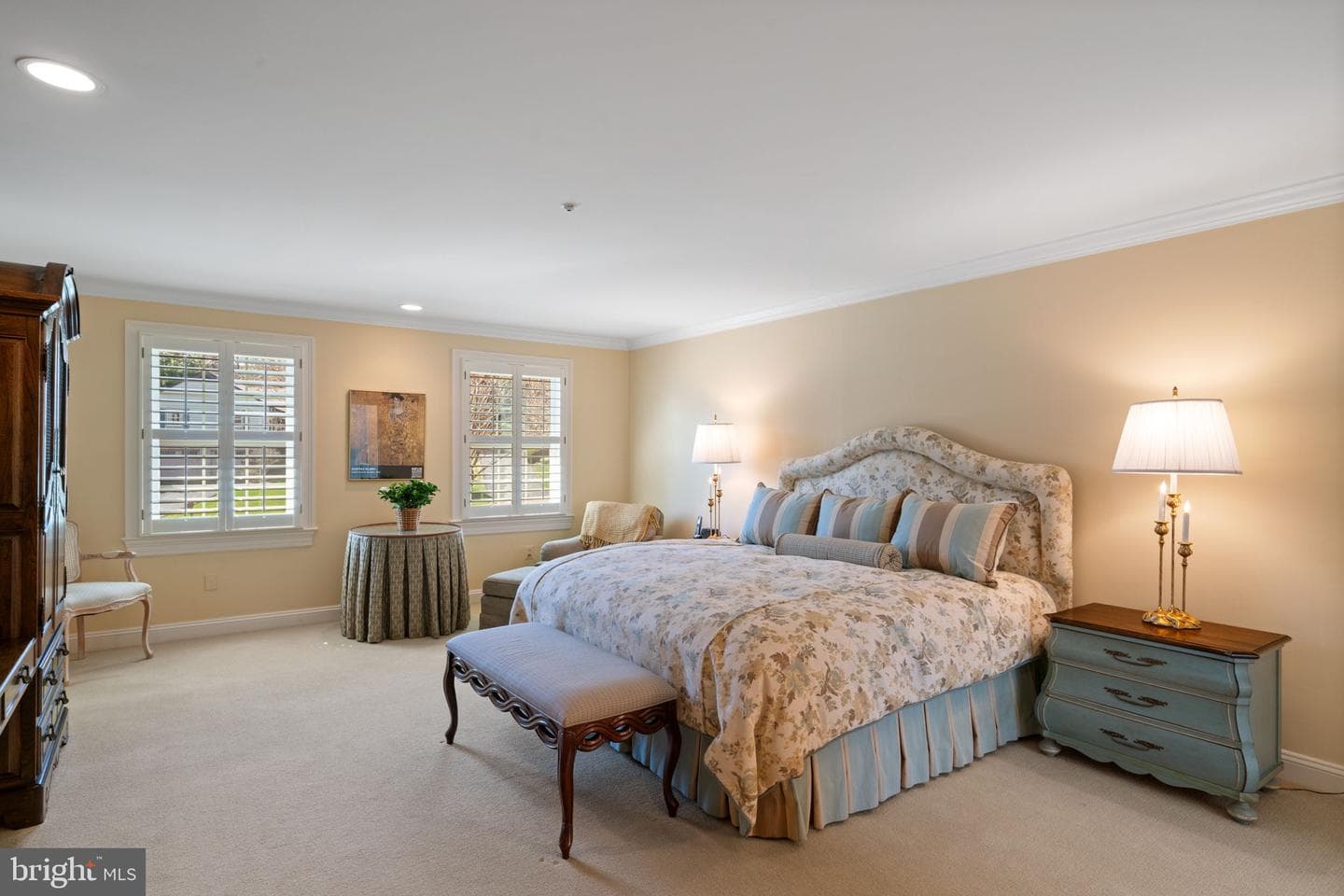 7740 Bridle Path Lane photo 32