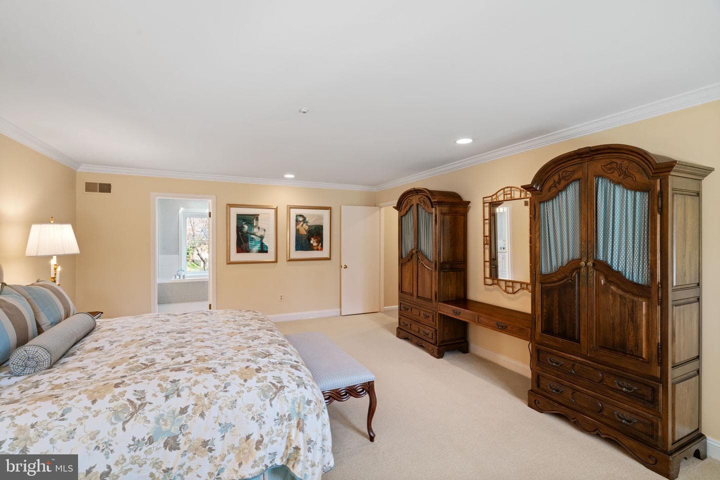 7740 Bridle Path Lane photo 33